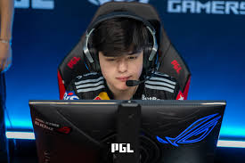 molodoy foi o segundo melhor jogador da primeira fase na PGL Astana 2026