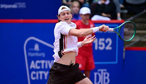 Buse arrasa Mensik em Hamburgo, Paul salva sete match-points