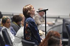 Interim UF President Landry urges accessibility as faculty seek broader direction