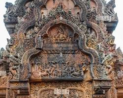 Image of Banteay Srei temple with its intricate carvings and pink sandstone