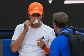 Learner Tien reaches Australian Open quarterfinals, the youngest man in the last eight since 2015