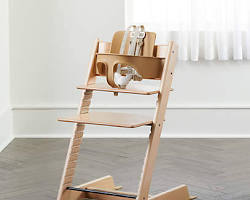 Stokke Tripp Trapp Natural High Chair 이미지