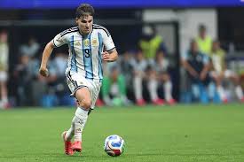 Julián Álvarez, la picadura que Scaloni espera ante Suiza