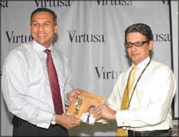 Executive Vice President and Managing Director Asia <b>Keith Modder</b> handing <b>...</b> - z_p-xvi-Virtusa%2520joins