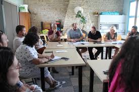 Photo Brossac : L'Acab relance les pique-niques de l'tang - Charente ...
