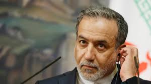 Besuch in Russland - Irans Außenminister Araghtschi gibt USA Schuld an Stagnation der Friedensverhandlungen