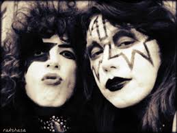 Paul and Ace - kiss Wallpaper. Paul and Ace. Fan of it? 5 Fans. Submitted by rakshasa 7 months ago - KISS-image-kiss-36133411-800-600