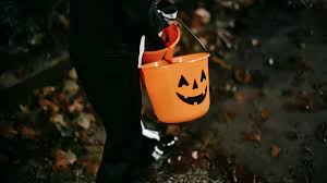 ¿Por qué los niños recorren las calles pidiendo dulces cada Halloween? El origen de esta tradición