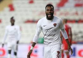 Tragic Death of Former Süper Lig Top Scorer Aaron Boupendza