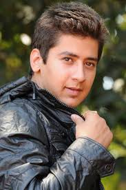 Paras Arora. Click Play for Slideshow Pause - 9_1372143644