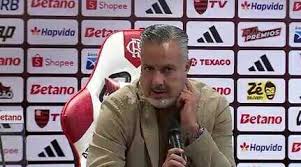 Flamengo resolve últimas pendências por Andrew e tenta liberação imediata com o Gil Vicente