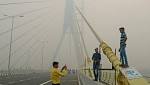 sign Delhi's Signature Bridge: deaths
