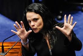 A reclamação descabida de Janaína Paschoal com vitória de Wagner Moura