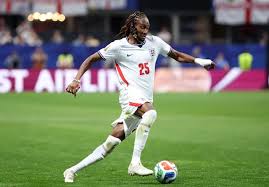 Why England's Djed Spence is wearing a mask around his jaw at World Cup