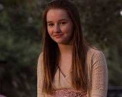 Image of Kaitlyn Dever in Justified