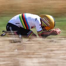 Tour de France 2025: Evenepoel Domina la Contrarreloj, Pogacar Líder - Imagen principal del artículo
