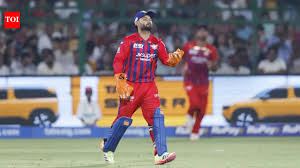 'Give him time to splash some water on face': Sunil Gavaskar on Rishabh Pant using 'F' word on live TV