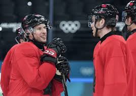 More silver for Canada as Grondin, Kingsbury finish second in snowboard cross, moguls