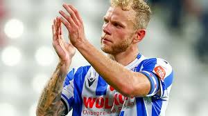 Luuk Brouwers mira la mirada: ¿Un viaje internacional o una