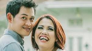 Image result for ely sugigi menikah