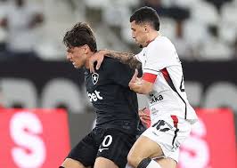 BRASILEIRÃO: Corinthians embala e Botafogo para em goleiro