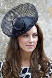 She places her trust in Richard Ward protegee James Pryce, London&#39;s award-winning celebrity hairdresser, and has been a regular at ... - Kate-Middleton-Hair