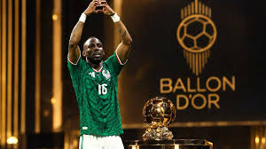 Julian Quiñones Balón De Oro