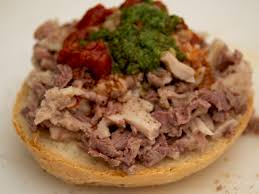 Бутерброд с триппой во Флоренции