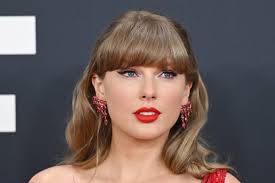 Taylor Swift Subpoenaed in Blake Lively Lawsuit: What's the Drama?