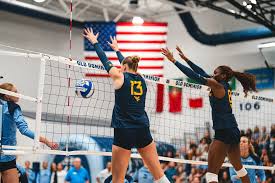 WVU Volleyball Competes in Quest for the Crown Tournament