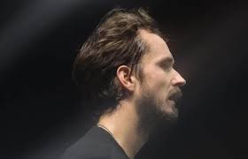 The mistake Daniil Medvedev must avoid on red clay