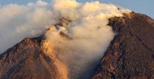 Hasil gambar untuk FOTO-FOTO KORBAN GUNUNG API