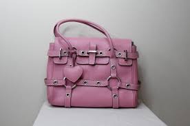 dyvascloset.com