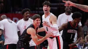 Zach Lowe says the quiet part out loud about Reed Sheppard’s defense