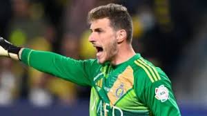 Ex-Athletico, Bento rejeita Grêmio e West Ham e quer jogar na Itália