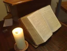 Résultat de recherche d'images pour "livre bible ouvert"