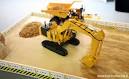 Komatsu PC8escavatore idraulico radiocomandato in scala 114