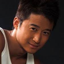 Jackie Wu Jing Wu Jing, también conocido como Jackie Wu o Jason Wu, es un artista marcial, actor y director chino nacido el 3 de abril de 1974. - wu_jing