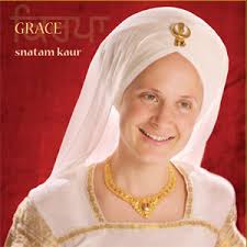 Sacred Kiss - Satkirin Kaur CD