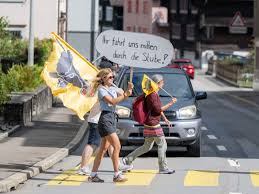 Swiss villagers block holiday traffic to protest congestion