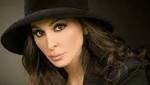 شاهد.. إليسا تستعد لاستقبال الكريسماس
