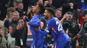 Chelsea 2-1 Liverpool: Premier League champions suffer another late blow