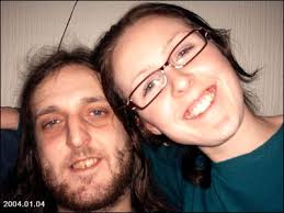 Jennie Grace and Neil McKeown. Jennie Grace, 23, from Liverpool, shows us an “I like this” smile, beaming widely, showing top and bottom teeth and touching ... - _45759564_jennie_400