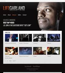 Life Garland required a site to showcase his work, on a strict budget. StirStudios customized a template chosen by the client. - WEB-LifeGarland-03