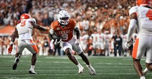 Texas Sophomore Running Back Jerrick Gibson Leaves Team