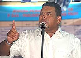 lokman adam sd johari bn ceramah permatang pauh by election 220808 01 Sebaliknya, menurut exco pergerakan itu Lokman Noor Adam (kanan), beliau dimaklumkan ... - 874e2ee805f7b15ac8254d06136dab6e