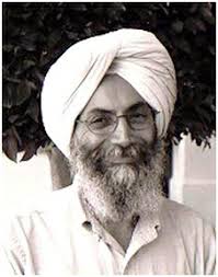 Gurinder Singh Mann Pic by Amarjit Chandan. The sequence of 40 lessons in this book is intended for two years of class work. - picture-2