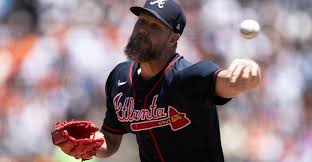 Braves look to make it two in a row as Chris Sale starts against Mets