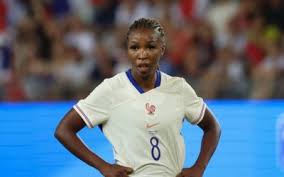 Geyoro QUITE le PSG! Transfert Record de 1.65M€ Dévoilé! - Imagen principal del artículo