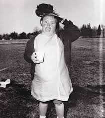 Résultat de recherche d'images pour "diane arbus photos"